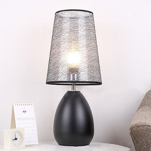 Trapezoidal Crack Fabric Iron Table Lamp