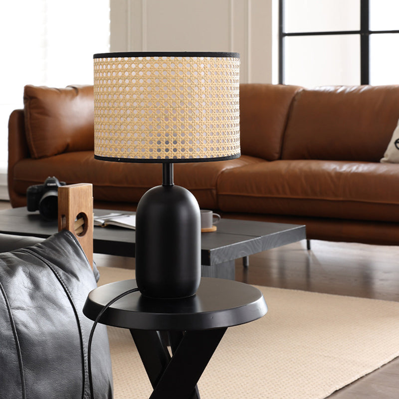 Weave Rattan Drum Shape Table Lamp