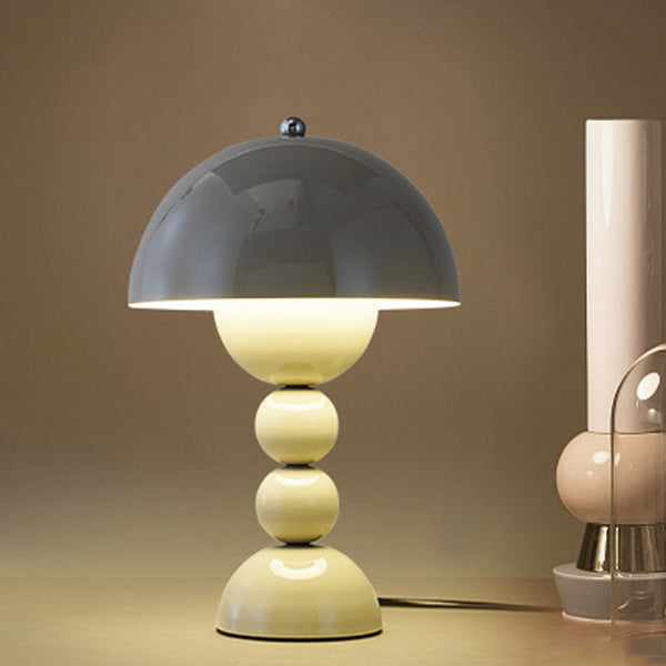 Flower Bud Iron Bedroom Table Lamp