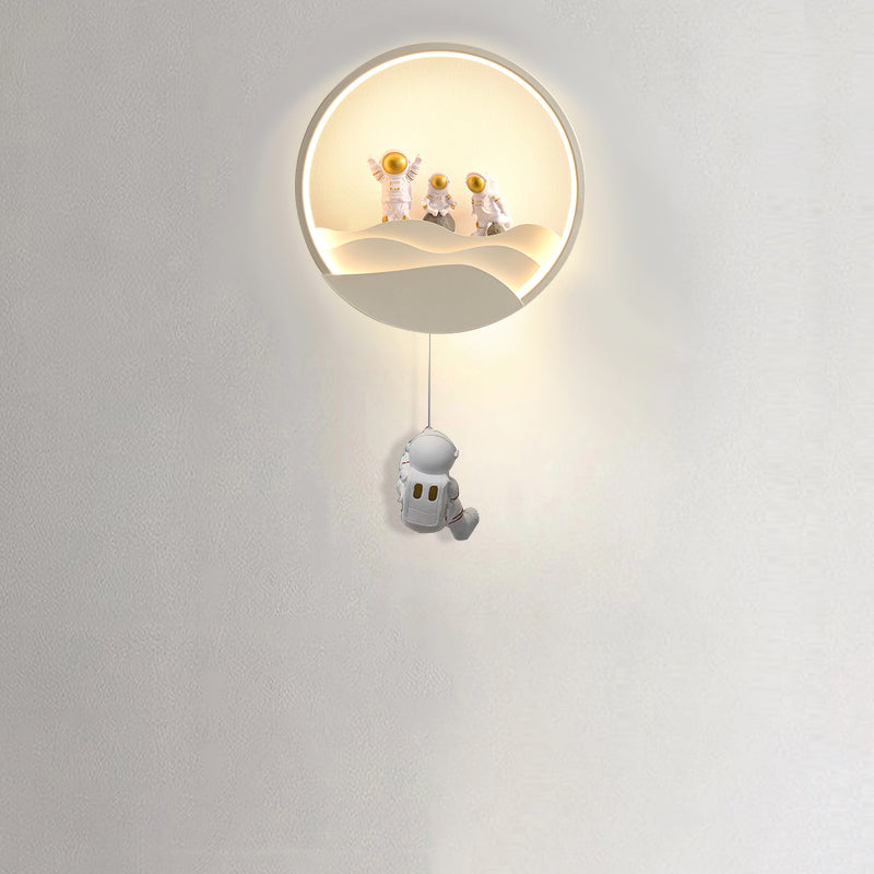 Kids Astronaut Rotating Lunar Wall Lamp