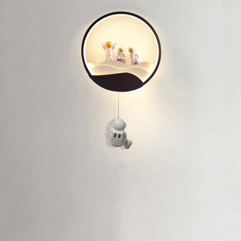 Kids Astronaut Rotating Lunar Wall Lamp