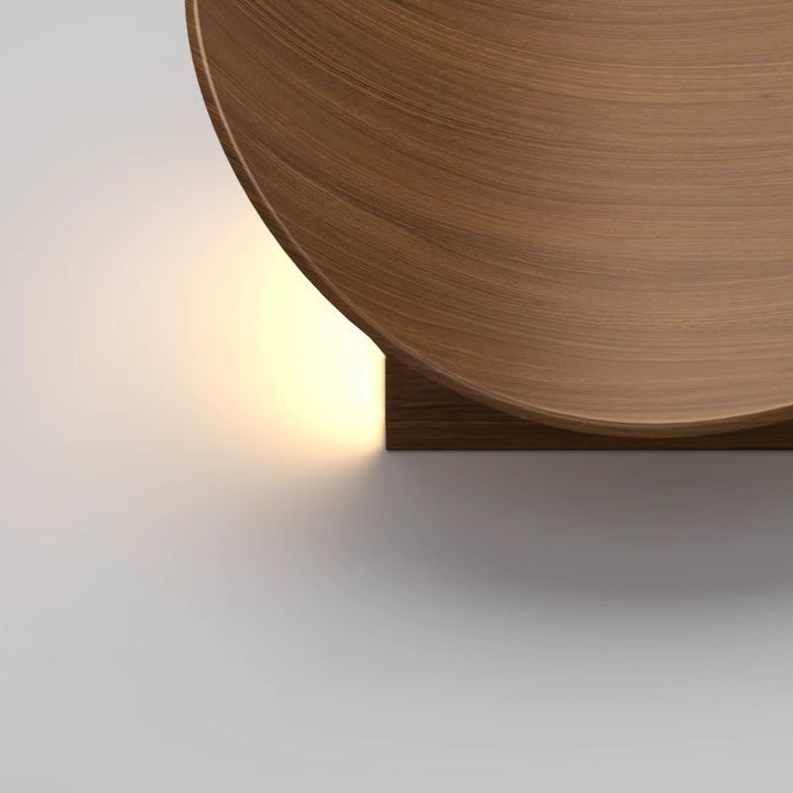 Wood Grain Curved Round Wall Lamp