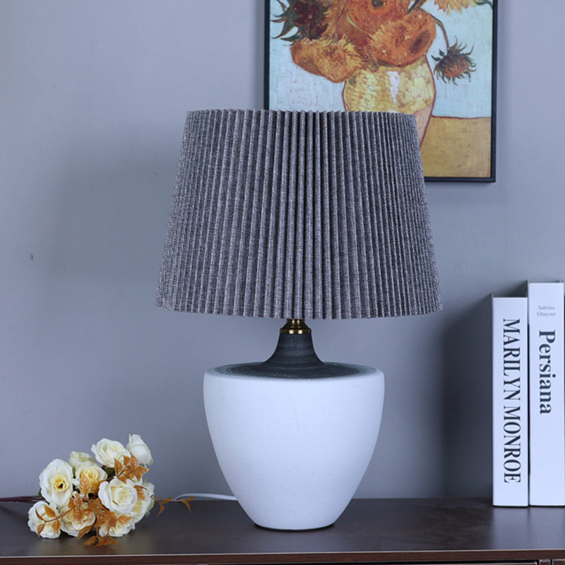 Oval Cylinder Round Jar-like Table Lamp