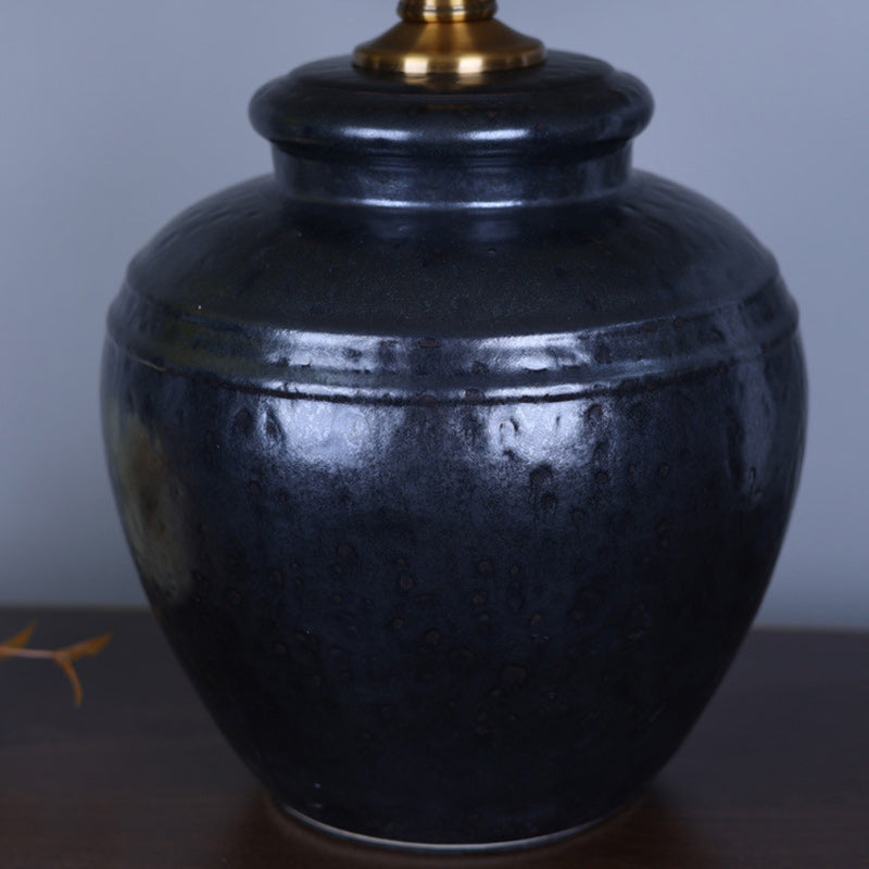 Oval Cylinder Round Jar-like Table Lamp