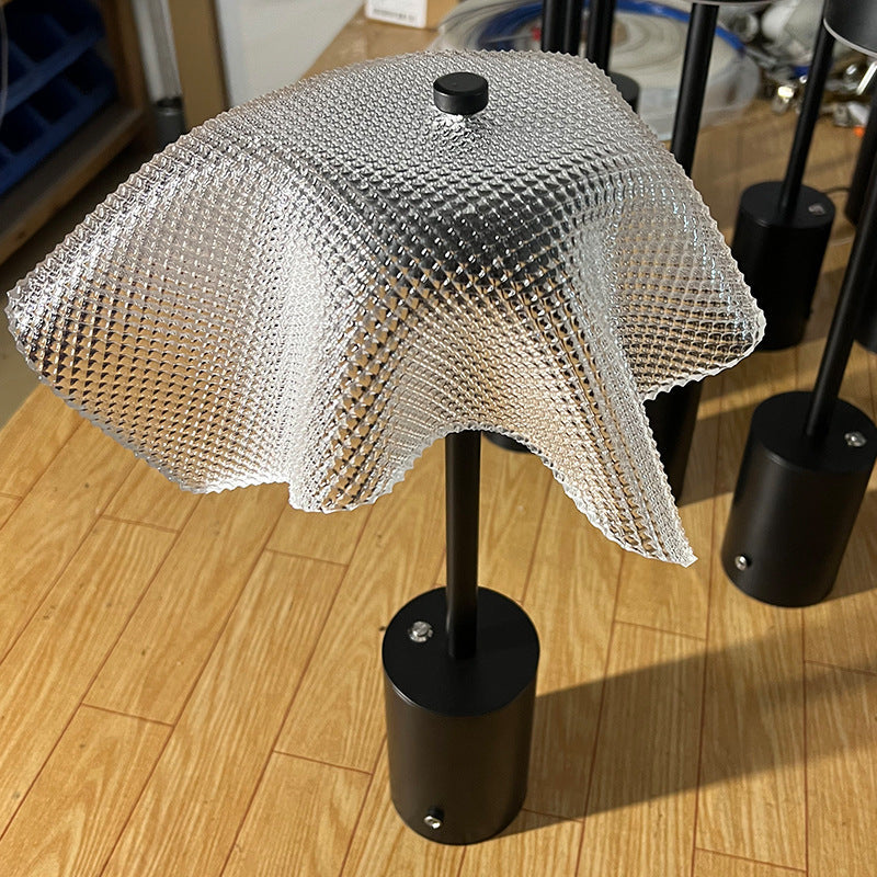 Cylinder Lattice Mesh Iron Table Lamp