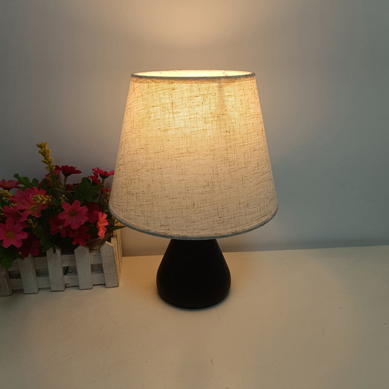 Round Tapered Iron Fabric Table Lamp
