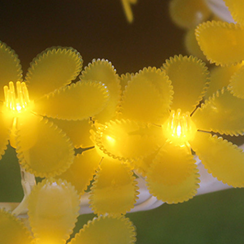 Simulation Tree Flower Petal Table Lamp