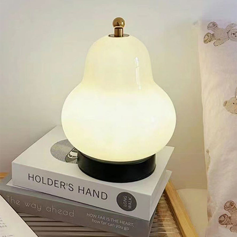 Cream Pear Disc Hardware Table Lamp