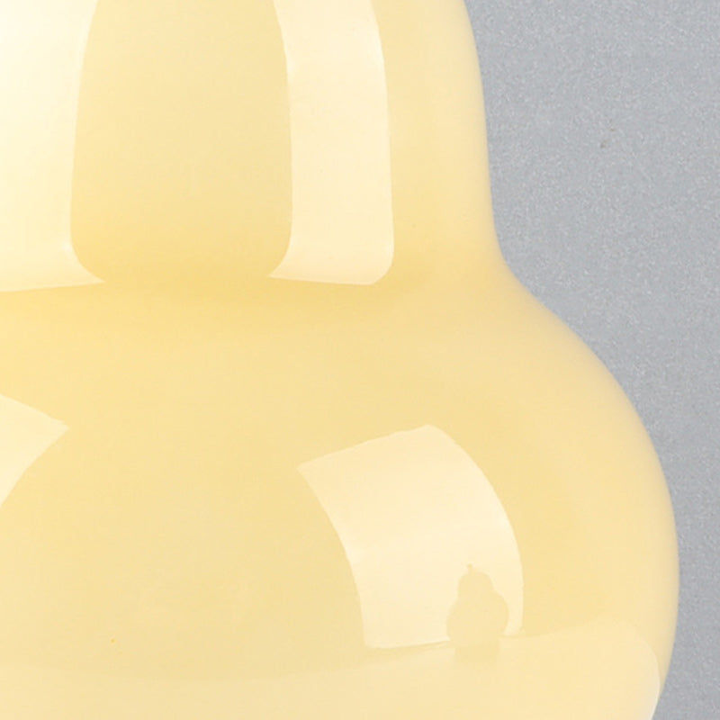 Cream Pear Disc Hardware Table Lamp