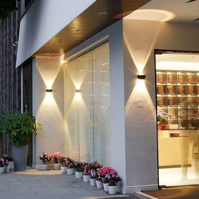 Trapezoidal Semicircle Die-Cast Aluminum Outdoor Light