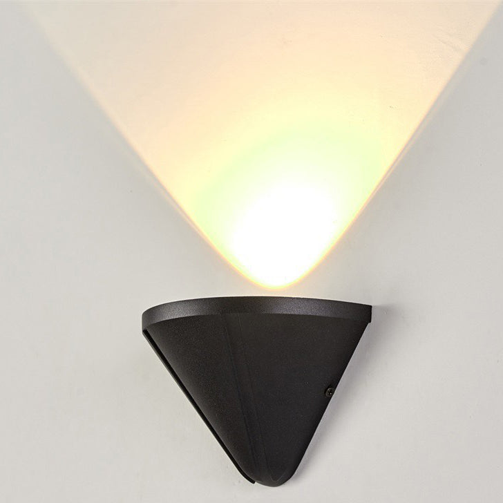 Triangle Semicircle Die-Cast Aluminum Outdoor Light