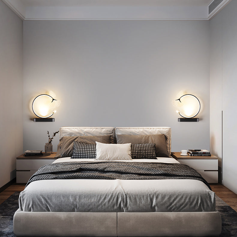 Arc Blade Oval Iron Wall Lamp