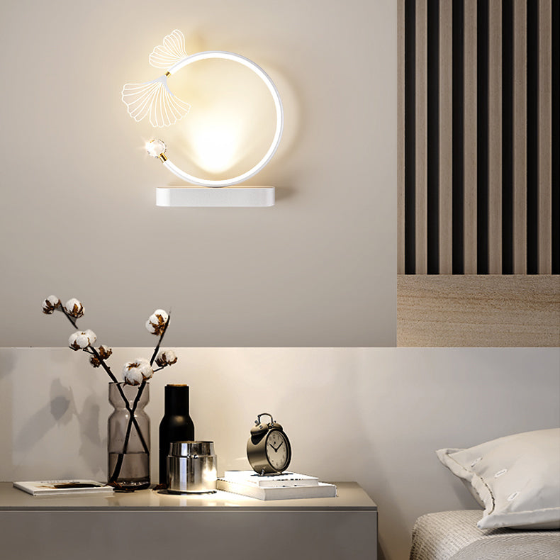 Arc Blade Oval Iron Wall Lamp