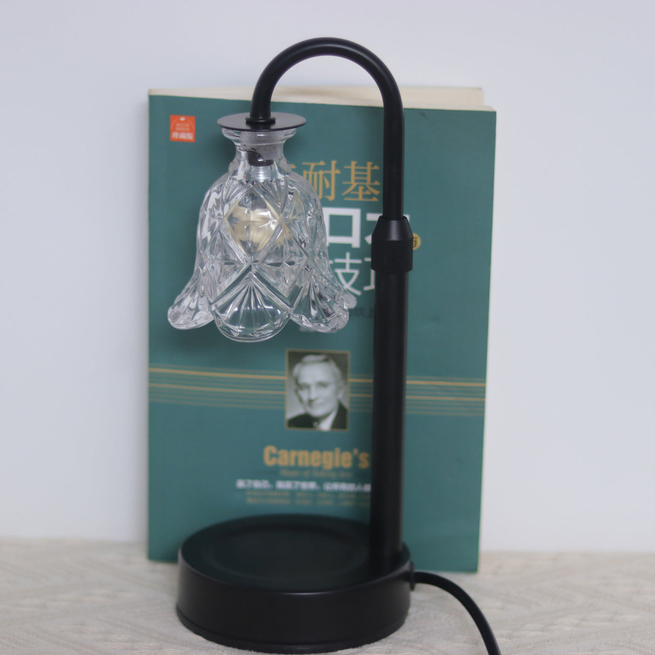 Floral Disc Iron Wood Table Lamp