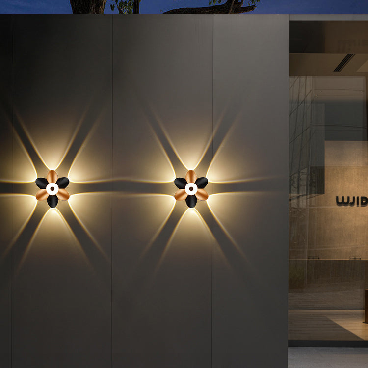 Plum Blossom Die-Cast Aluminum Wall Lamp