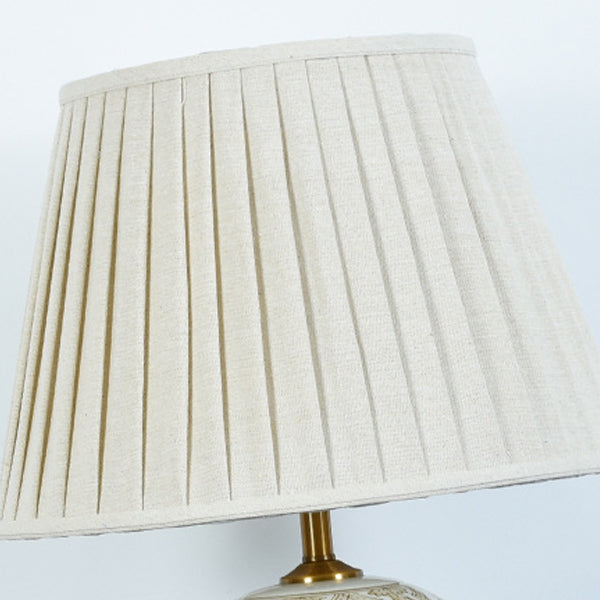 Oval Round Pleated Pattern Table Lamp