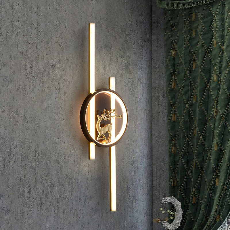 Round Strip Plum Deer Wall Lamp