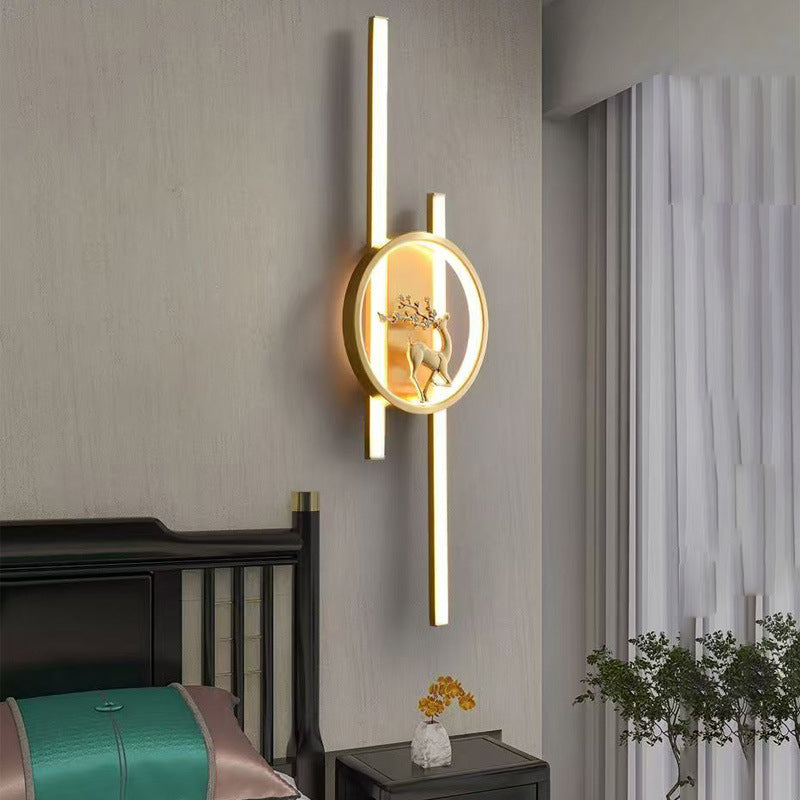 Round Strip Plum Deer Wall Lamp