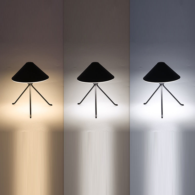Round Tripods Iron Acrylic Table Lamp
