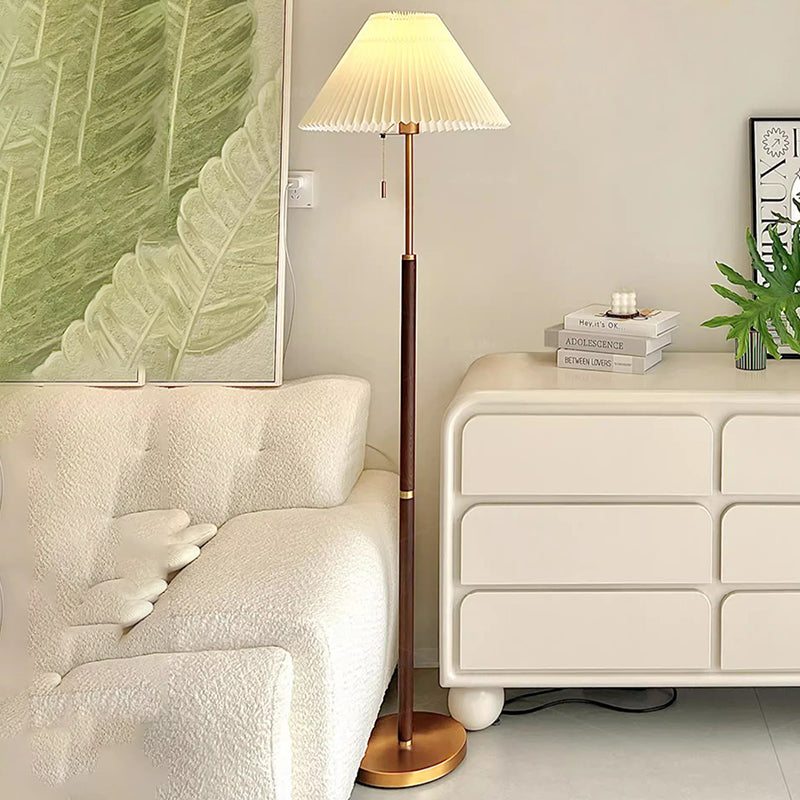 Traditional Vintage Round Table Floor Lamp