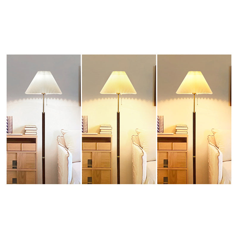 Traditional Vintage Round Table Floor Lamp
