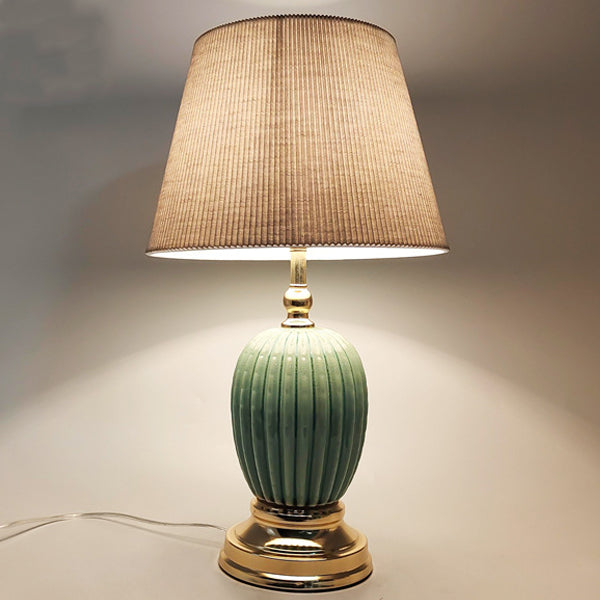 Oval Round Iron Ceramic Table Lamp