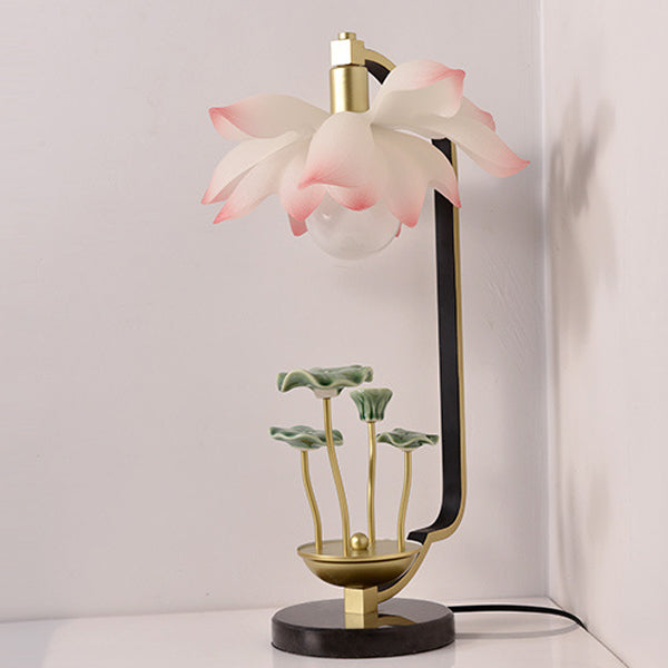 Lotus Leaf Round Resin Table Lamp