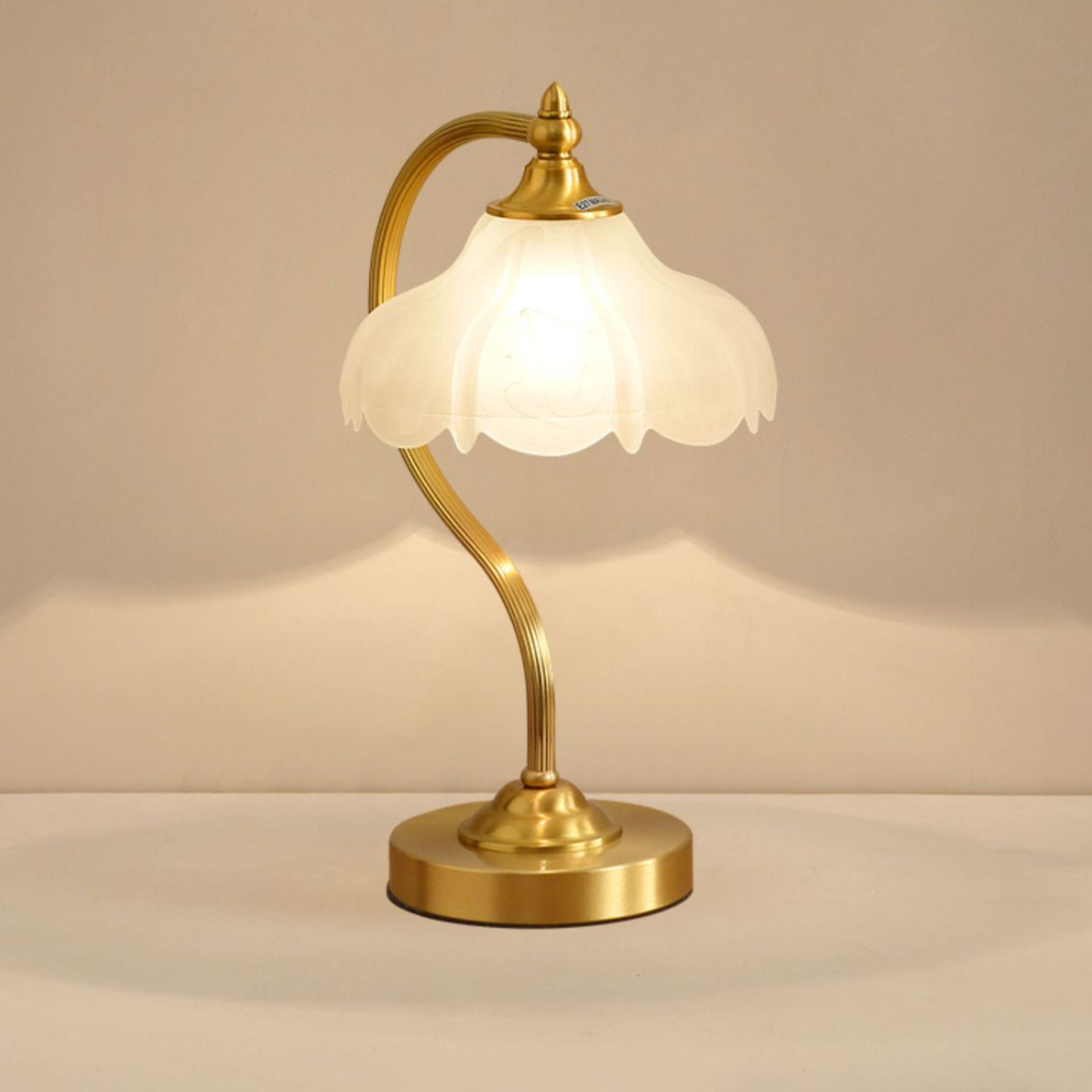Floral Round Copper Glass Table Lamp