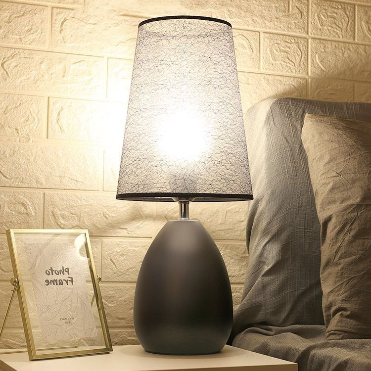 Round Oval Iron Fabric Table Lamp