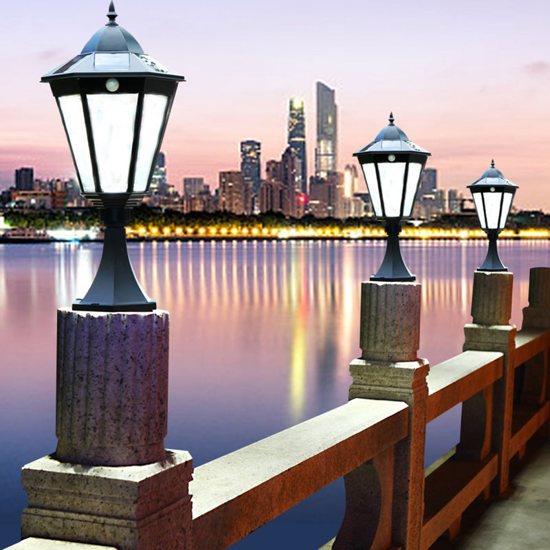 Hexagonal Aluminum Glass Human Outdoor Light