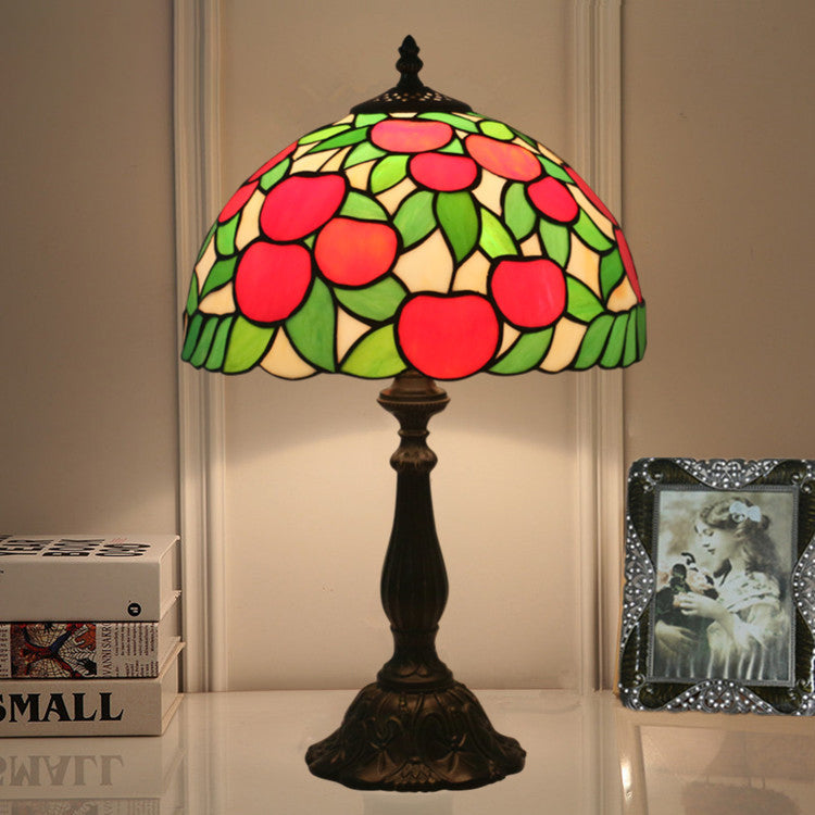 Pastoral Apple Pattern Stained Table Lamp