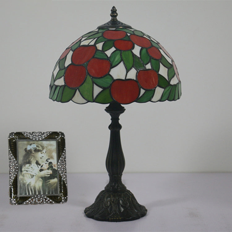 Pastoral Apple Pattern Stained Table Lamp