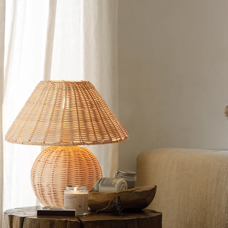 Rattan Weaving Round Home Table Lamp