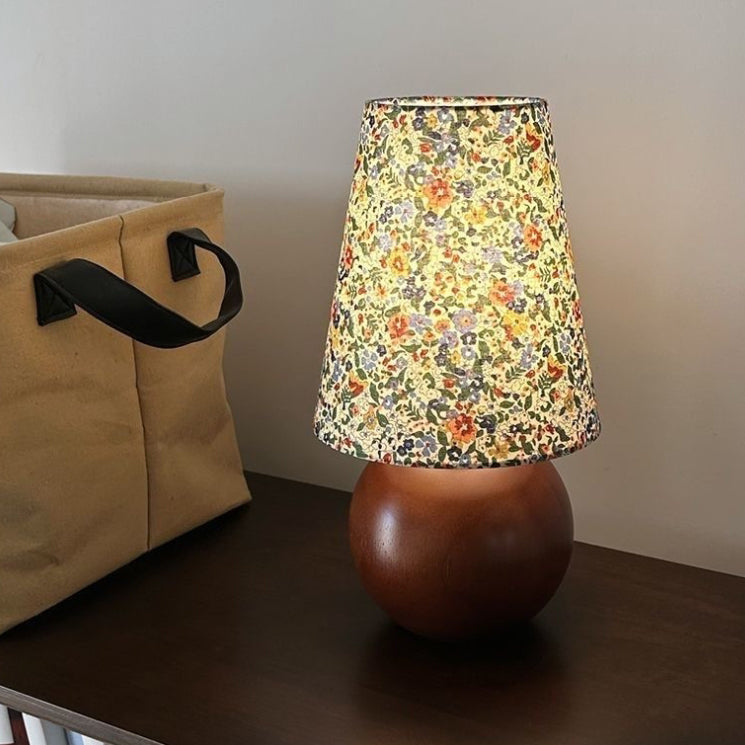 Pastoral Floral Print Fabric Table Lamp