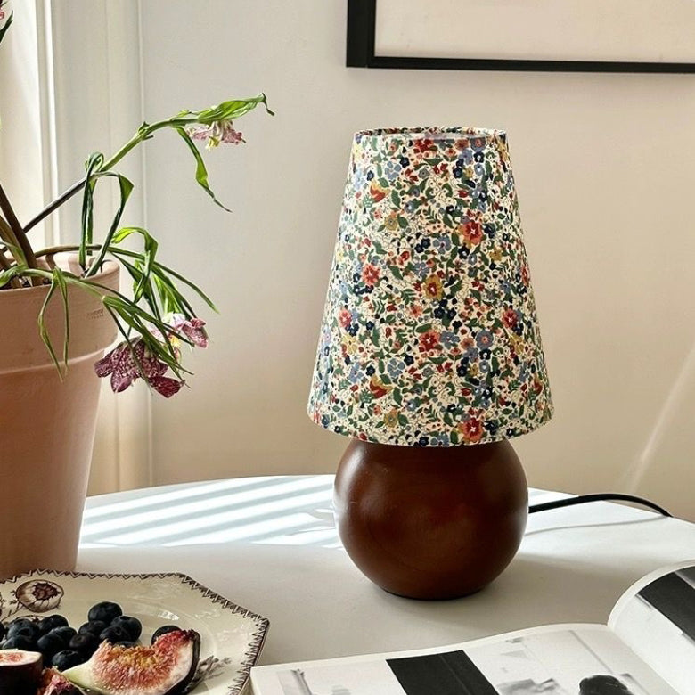 Pastoral Floral Print Fabric Table Lamp