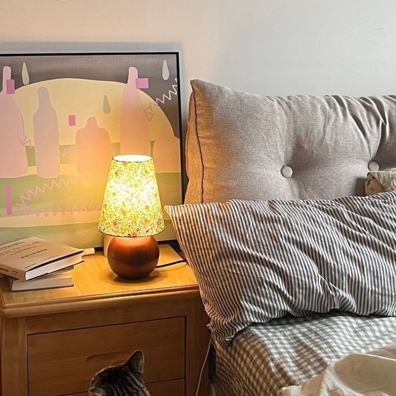 Pastoral Floral Print Fabric Table Lamp
