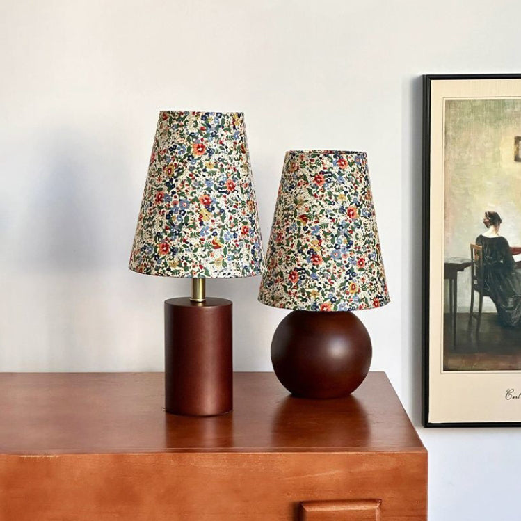 Pastoral Floral Print Fabric Table Lamp
