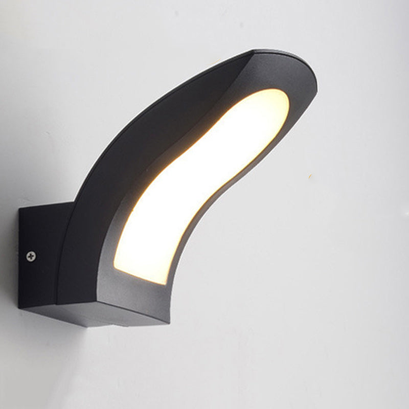 Curved Aluminum Garden Outdoor Light