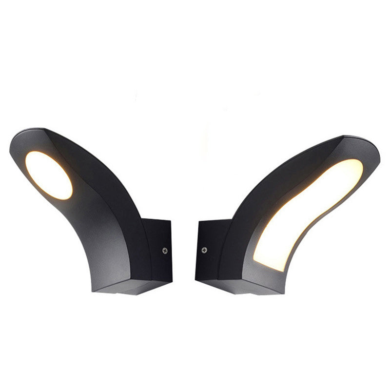 Curved Aluminum Garden Outdoor Light