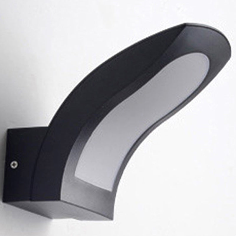 Curved Aluminum Garden Outdoor Light