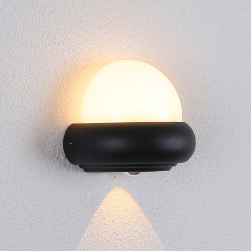 Round Aluminum Patio Outdoor Light