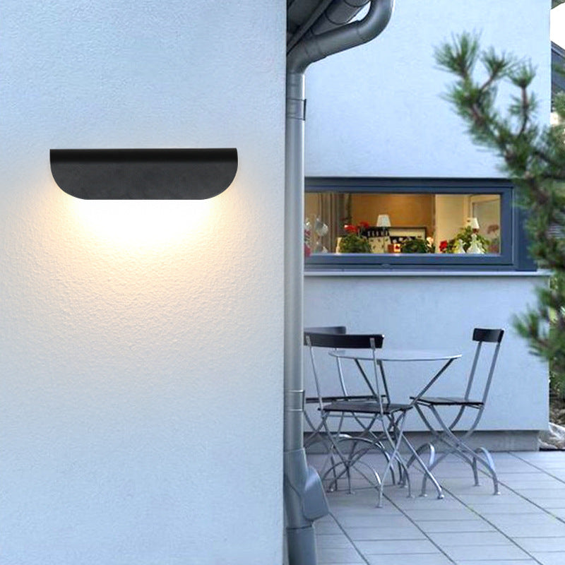 Curved Aluminum Patio Outdoor Light