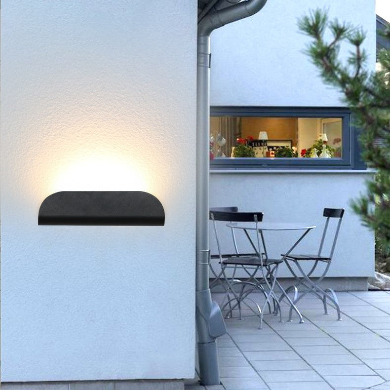 Curved Aluminum Patio Outdoor Light