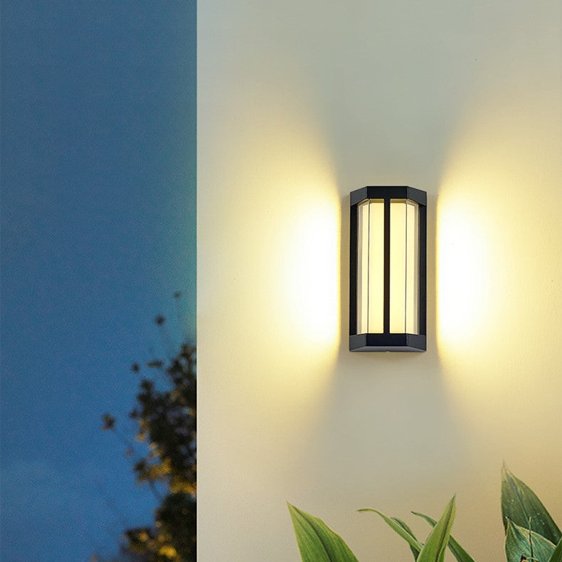 Aluminum Acrylic Garden Outdoor Light