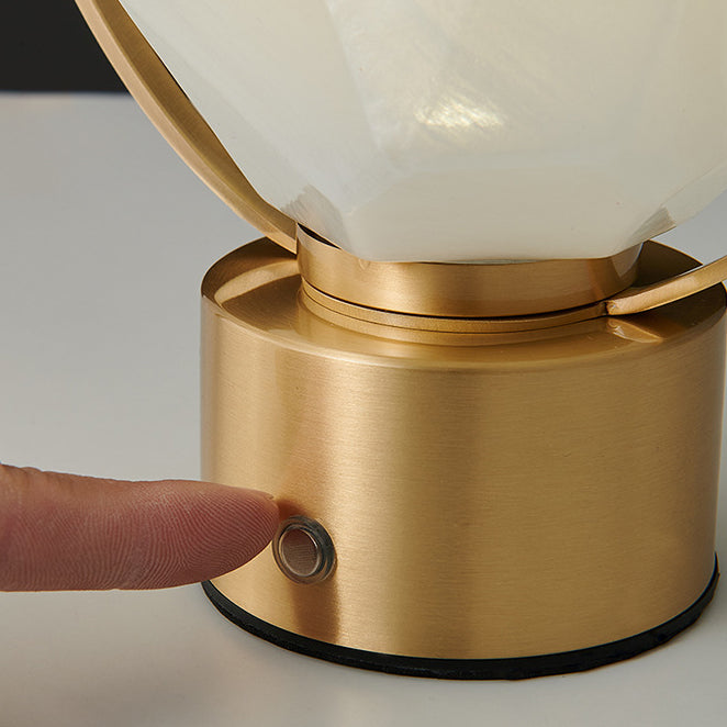 Brass Oval Ring Glass Table Lamp