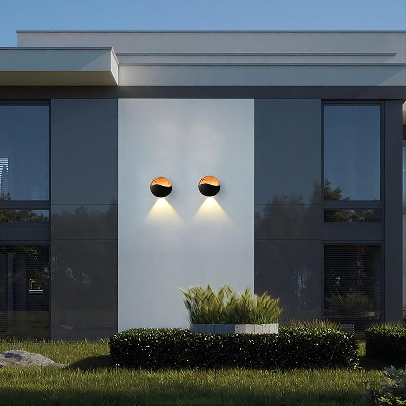 Aluminum PC Round Garden Outdoor Light