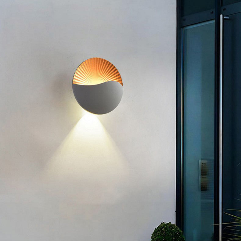 Aluminum PC Round Garden Outdoor Light