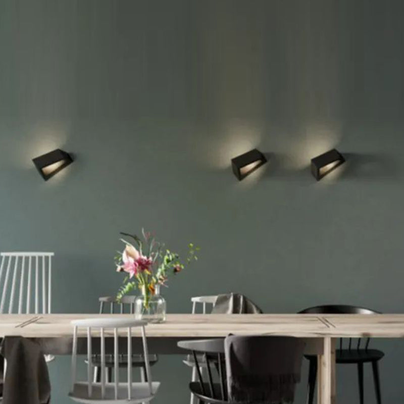 Geometric Polygon Aluminum Bedroom Wall Lamp