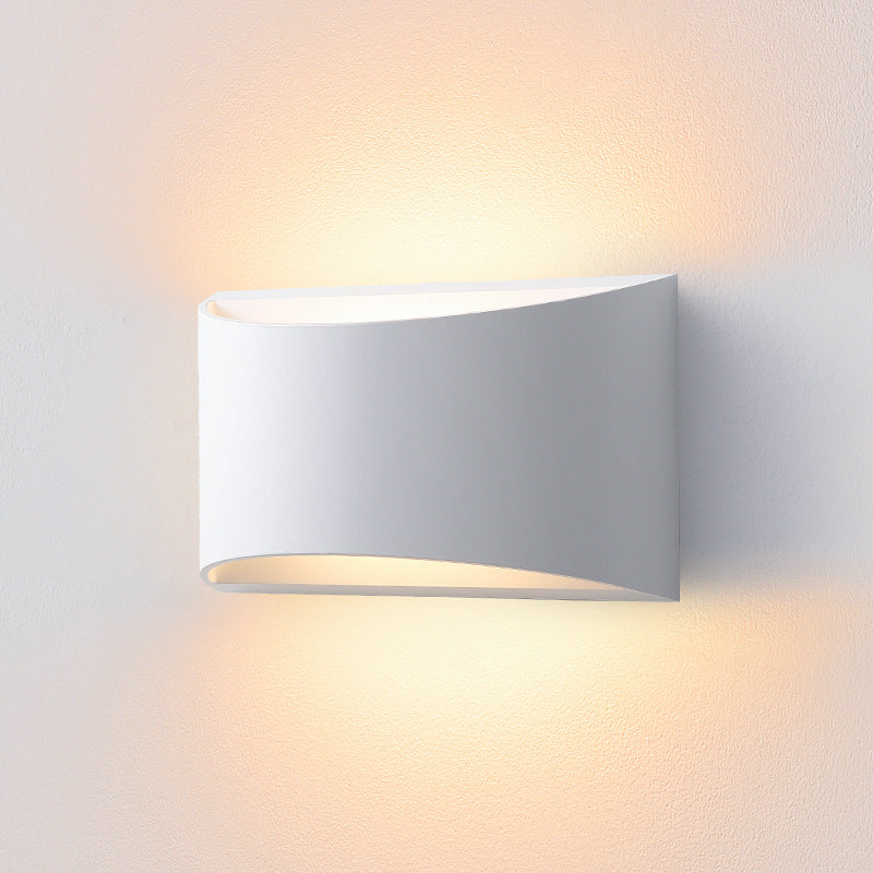 Curved Aluminum Up Down Outdoor Light