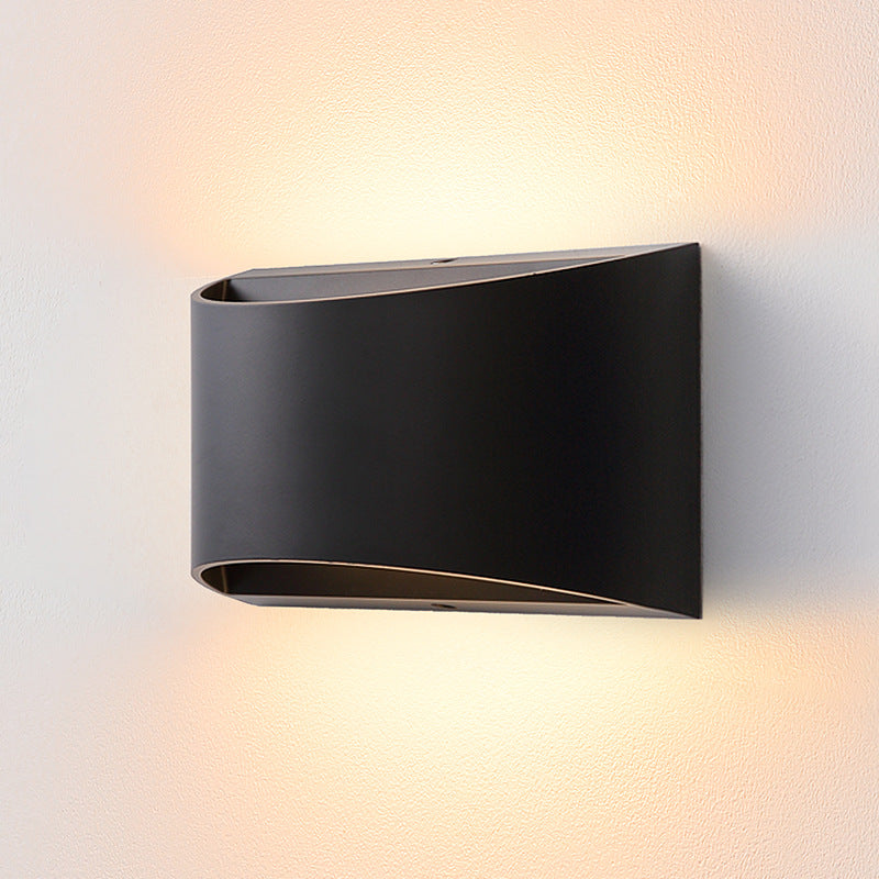 Curved Aluminum Up Down Outdoor Light